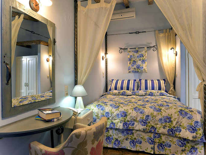 Bedroom 2, Villa in Paleokastrites with Swimming Pool near Beaches, Ionian Islands