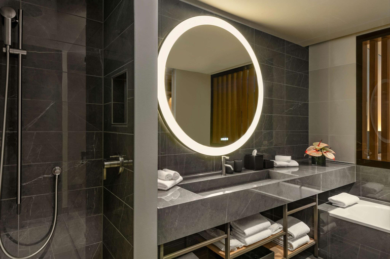 Bathroom 23