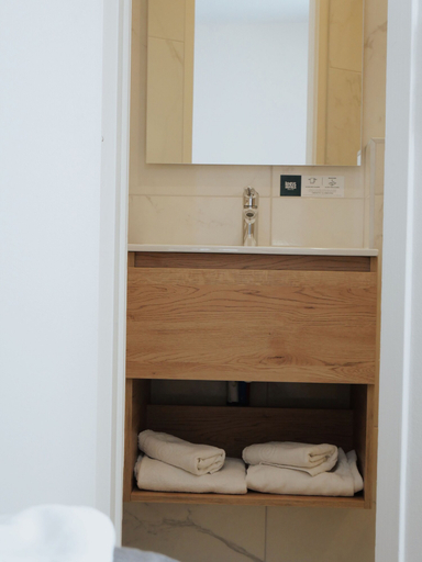 Bathroom 5, Le Clos Deauville Saint-Gatien, Calvados