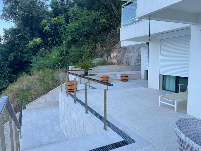 Facilities 2, Bliss on the Bay, Konavle