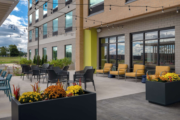 Exterior & Views 2, Home2 Suites By Hilton Sheboygan, Sheboygan