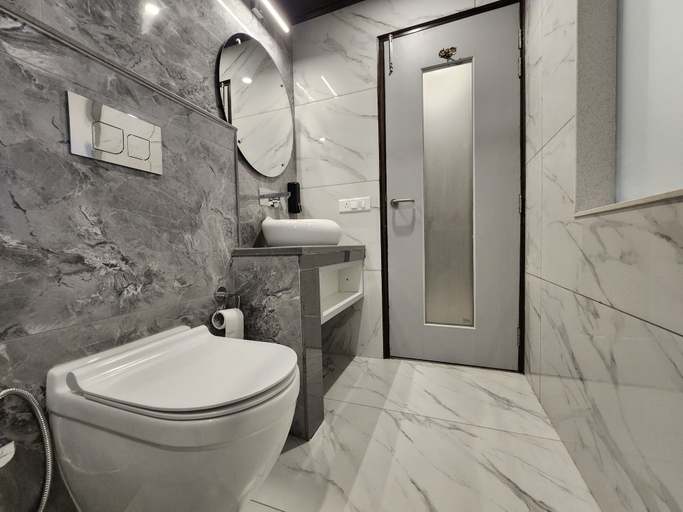 Bathroom 3, Wonder Hill Kasauli, Solan