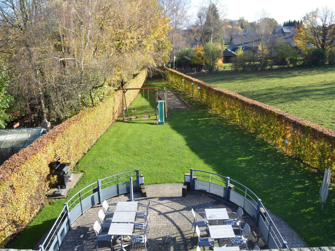 Others 4, Holiday Home with Sauna, Garden, Terrace, BBQ & Fireplace, Liège