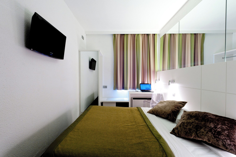 Bedroom 4, Hotel Expo, Bruxelles