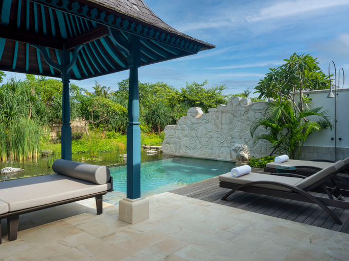 Swimming Pool 24