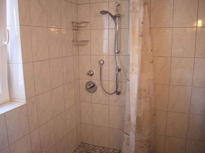 Bathroom 3, Apartment in Kaprun near Ski Lift, Zell am See