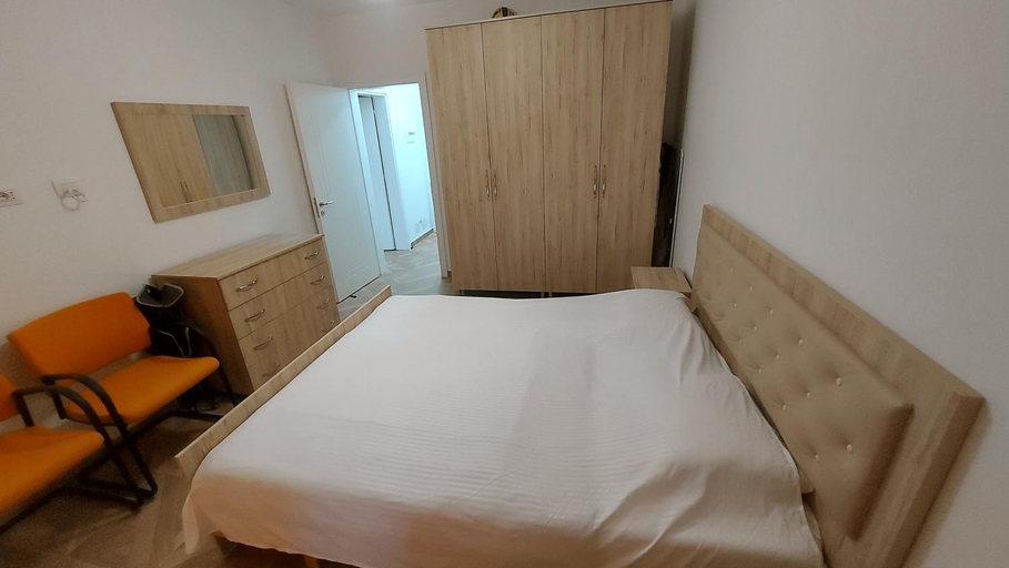Others 5, Apartamente Shengjn, Lezhës