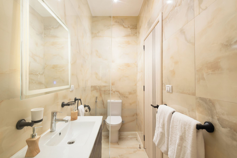 Bathroom 3, Museum Studios, Qasr an-Nil