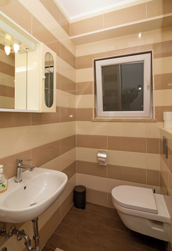 Bathroom 4, 73 Stairs Apartment, Dubrovnik