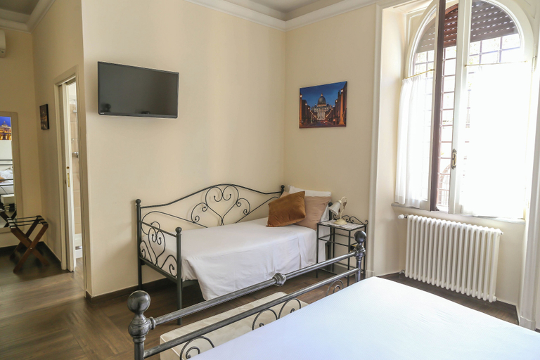 Bedroom 5, Villa Matissa, Rome