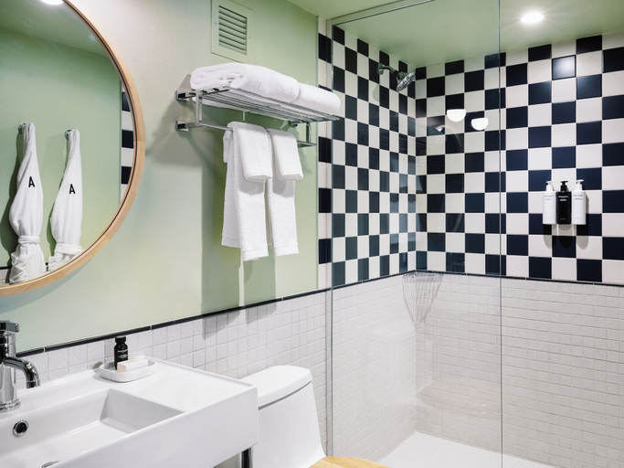 Bathroom 5, ARRIVE Albuquerque, Bernalillo