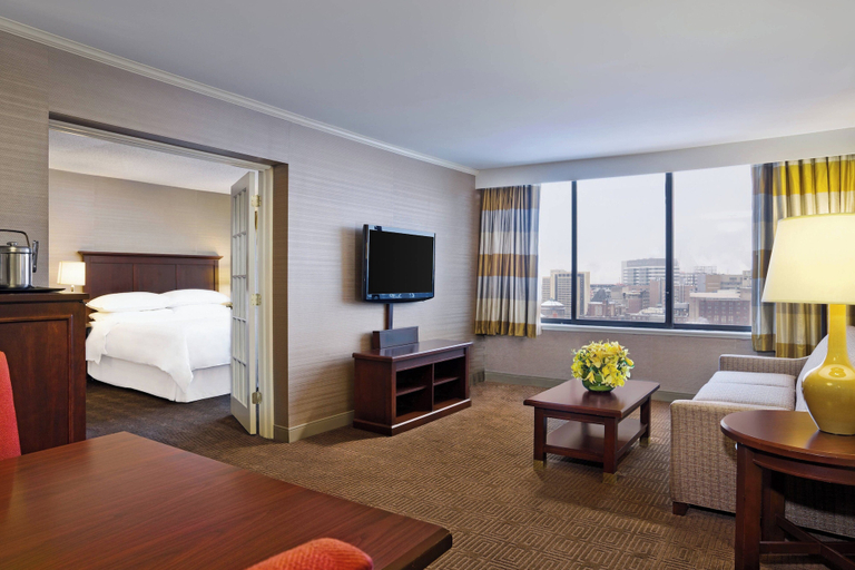Bedroom 3, Sheraton Philadelphia University City Hotel, Philadelphia