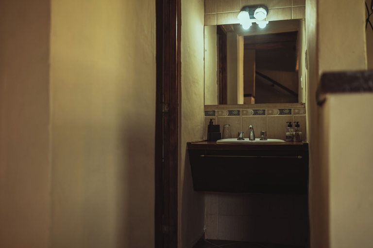 Bathroom 3, Hacienda Altomonte, San Rafael