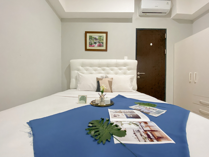 Minimalist And Cozy 1BR at Royal Heights Apartment By Travelio, Bogor