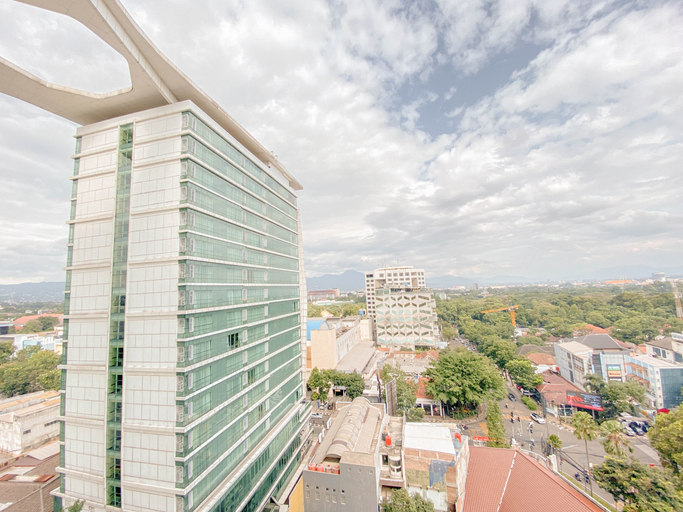 Others 3, Good and Simple 2BR at Tamansari La Grande By Travelio, Bandung
