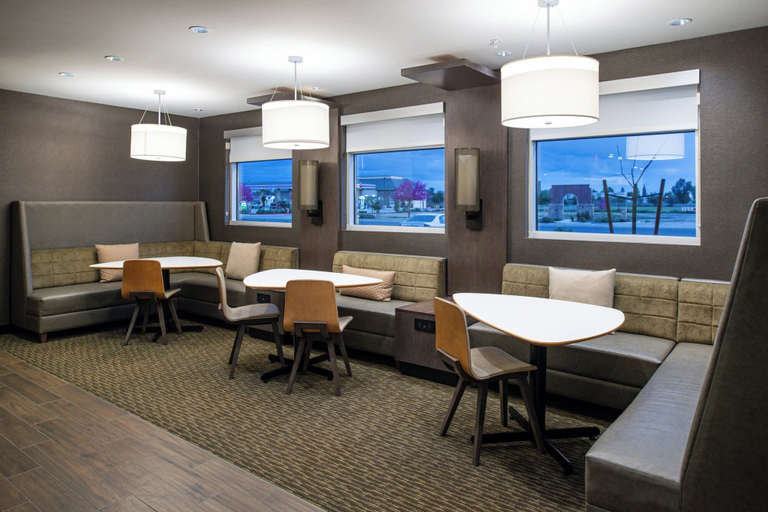 Food & Drinks 5, Residence Inn by Marriott Visalia, Tulare