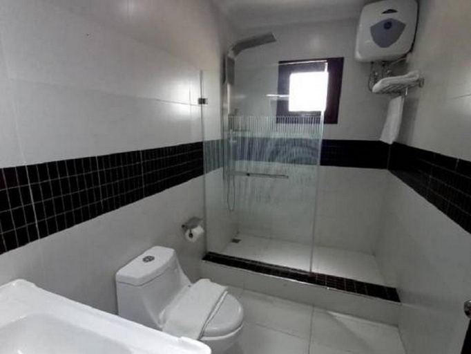 Bathroom 3, Fox Hotels, Jos North