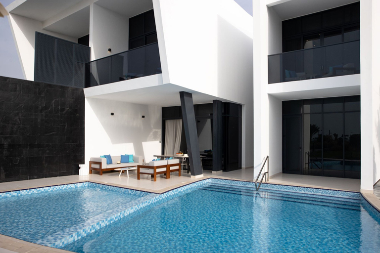 Swimming Pool 8