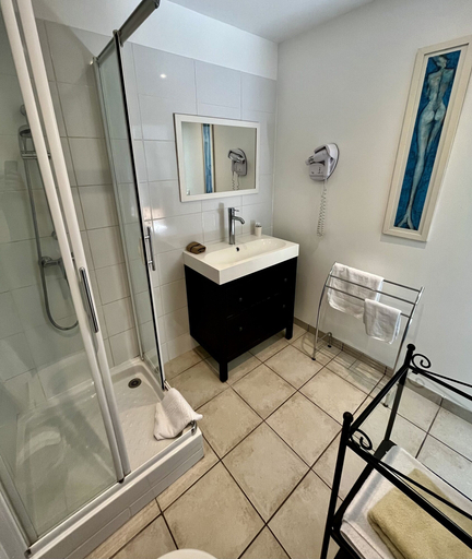 Bathroom 5, Le Patio, Alpes-Maritimes
