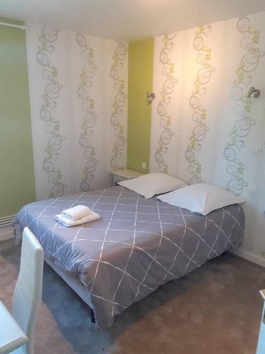 Bedroom 3, Logis Hotel Au Puits Enchante, Saône-et-Loire
