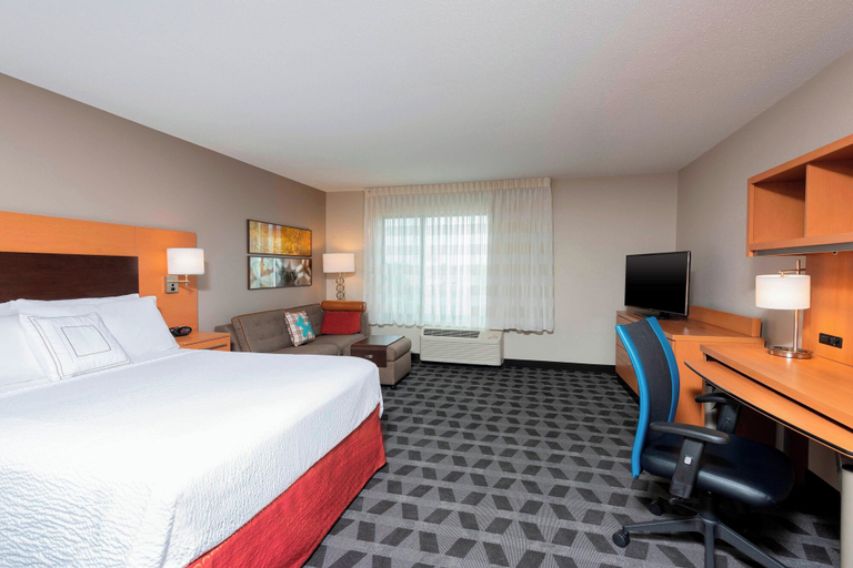 Bedroom 4, TownePlace Suites Fort Wayne North, Allen