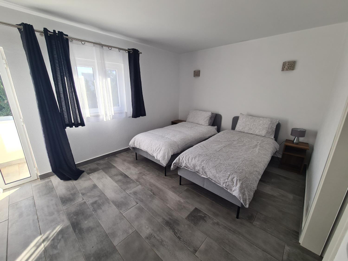 Bedroom 3, Oura - Large Villa - Private Pool - 5 Bedrooms, Albufeira