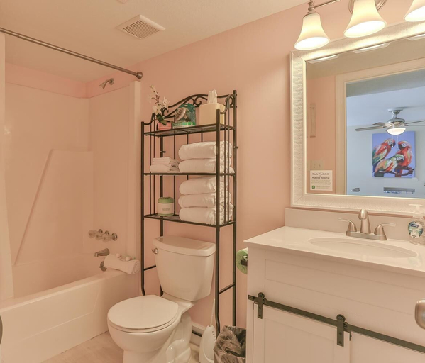 Bathroom 3, Dolphin Point 402c, Okaloosa