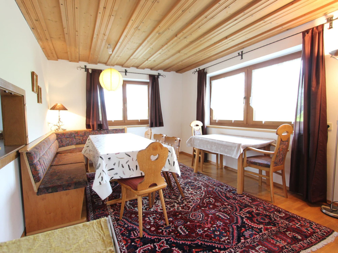 Bedroom 4, Spacious Holiday Home in Sankt Johann near Ski Area, Kitzbühel