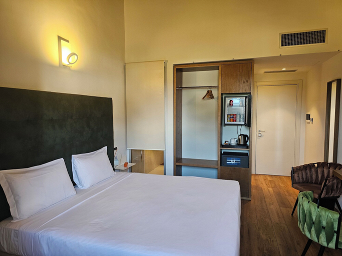 Bedroom 9