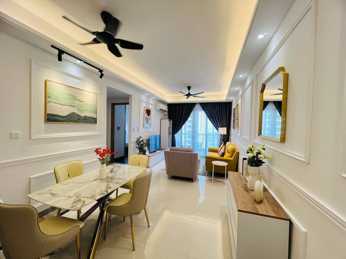 Dining Room 1