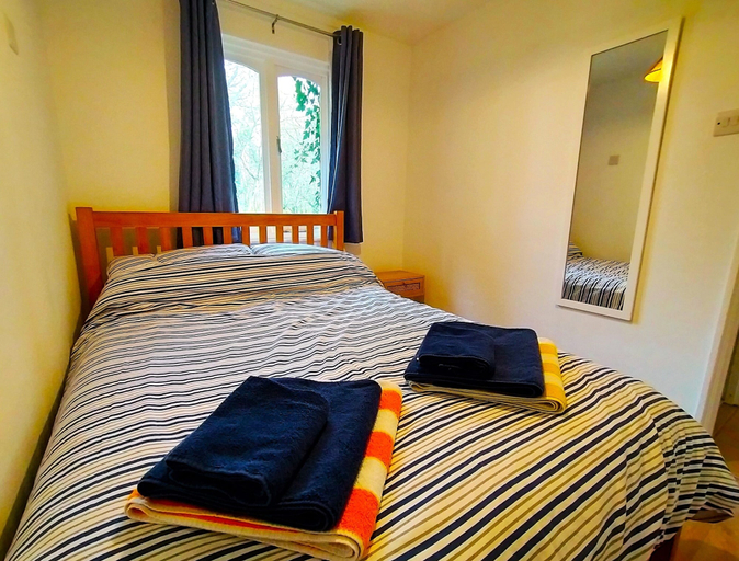 Bedroom 2, Free Leisure Pass, Rebel's Retreat Nr St Ives, Cornwall