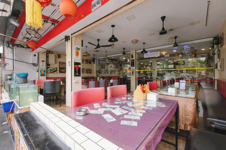 Food & Drinks 5, Royal Beach Residence, Pulau Phuket