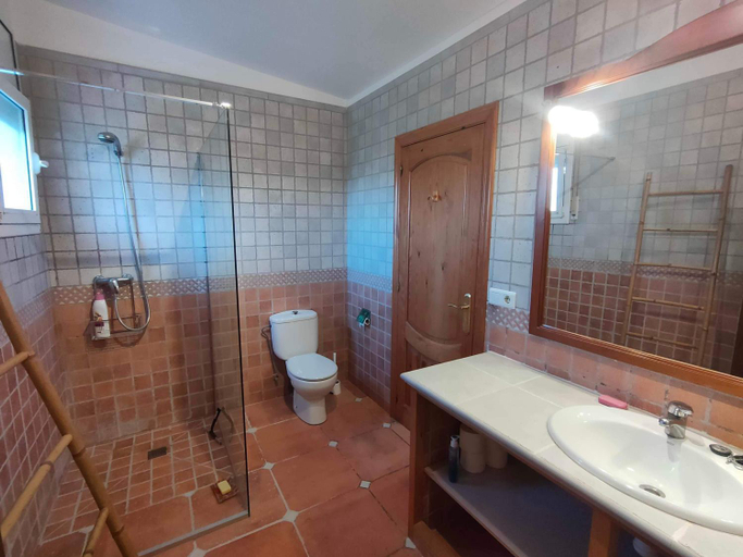 Bathroom 3, La Villa Romantica Residence de vacances Les Tres Cales Espagne, Tarragona