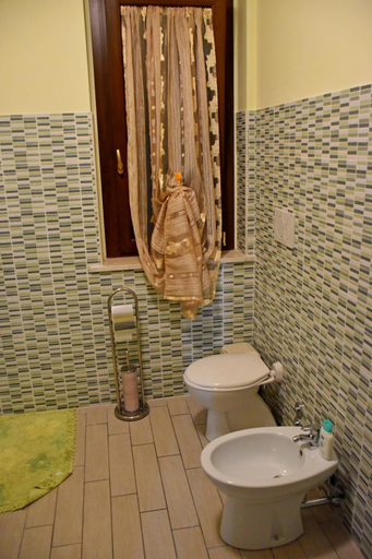 Bathroom, La Bella Addormentata, Chieti