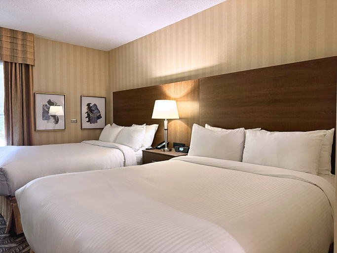 Bedroom 4, Spencer Hotel and Conference Centre, Middlesex