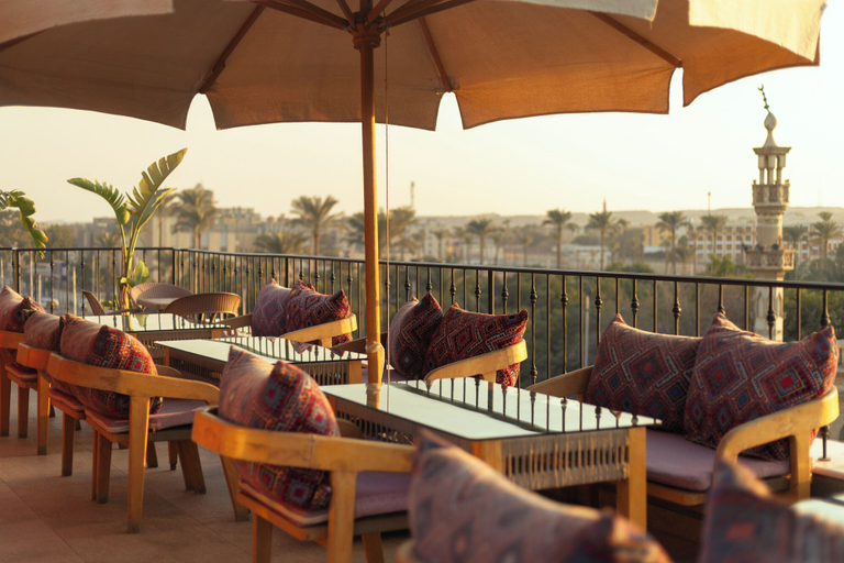 Food & Drinks 5, Almas Pyramids View, Al-Ahram