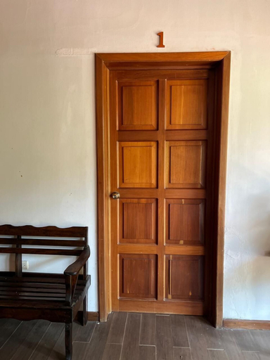 Others 5, NEIZAN ANEXO, Antigua Guatemala