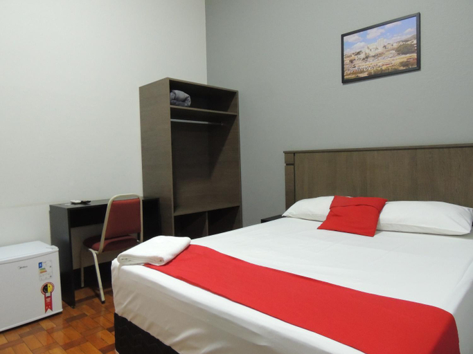 Bedroom 13