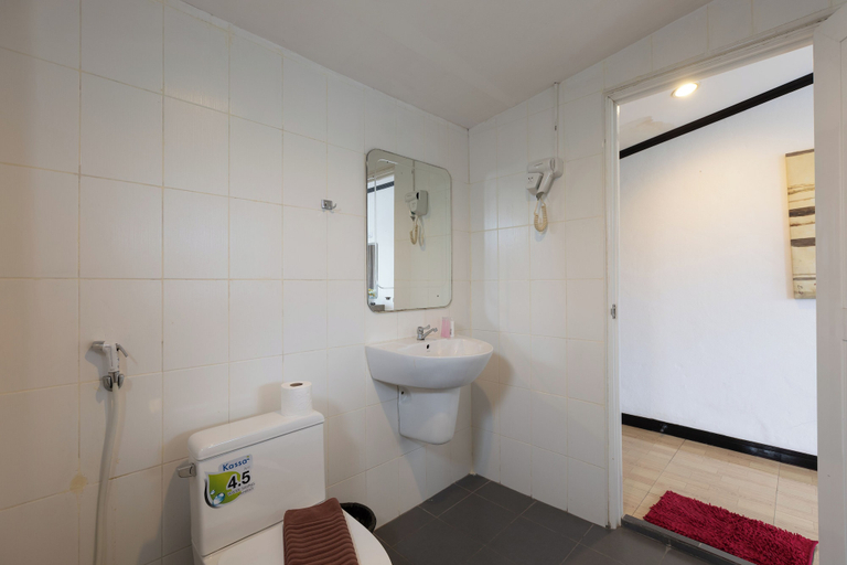 Bathroom 5