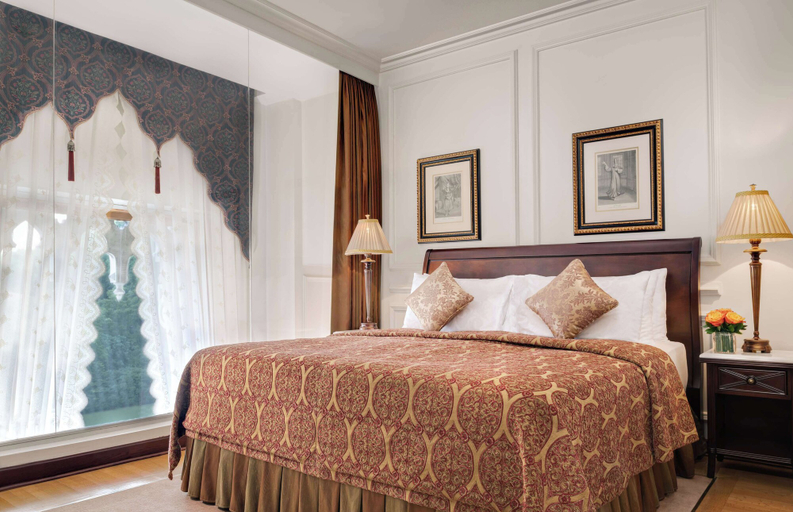 Bedroom 3, Ciragan Palace Kempinski, Beşiktaş