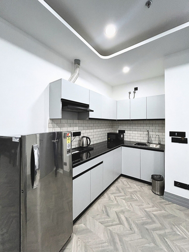 BedChambers Serviced Apartment, Golf Course, Gurgaon, Gurgaon