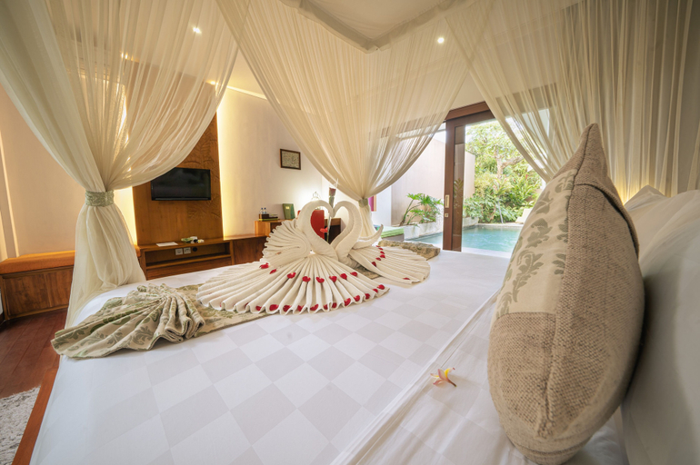 Bedroom 12
