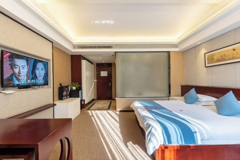 Bedroom 10
