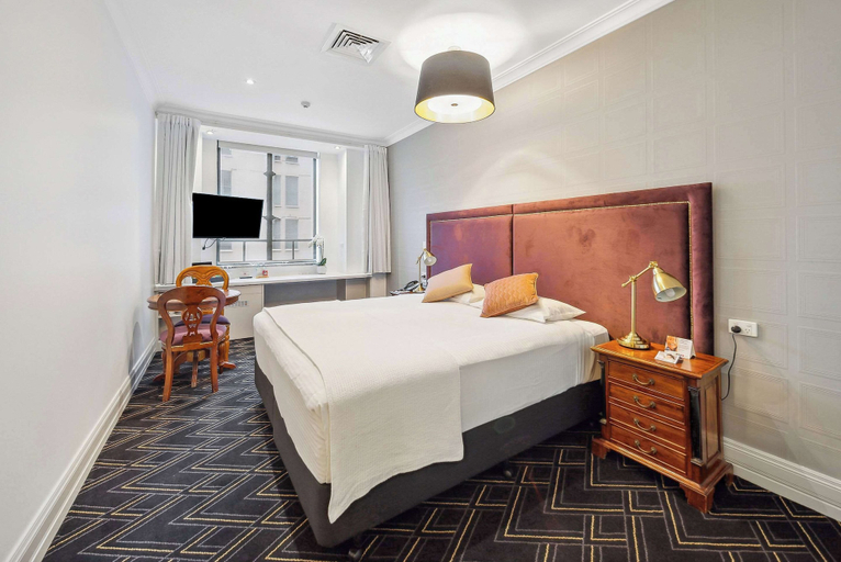 Bedroom 25