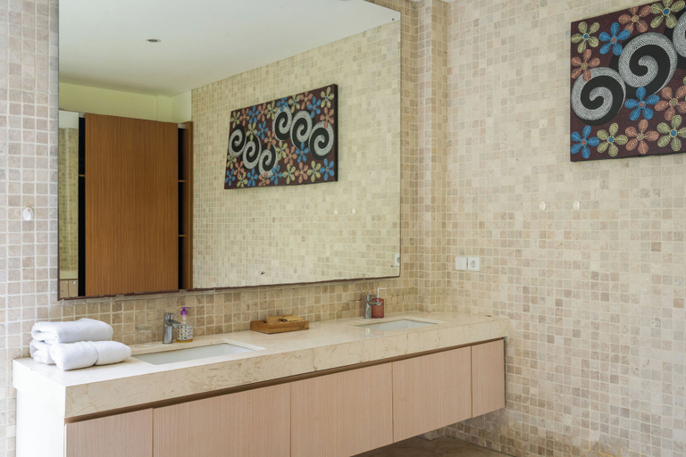 Bathroom 6