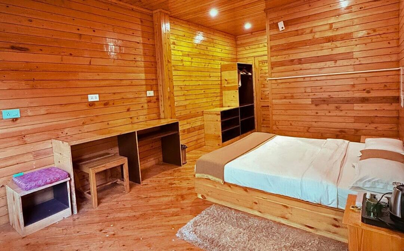 Others 3, EDM Hostel, Kangra
