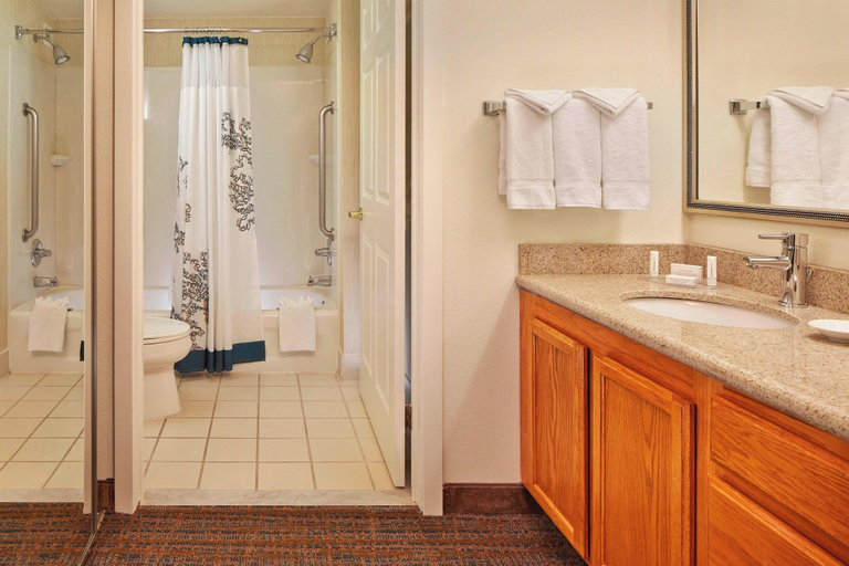 Bathroom 9