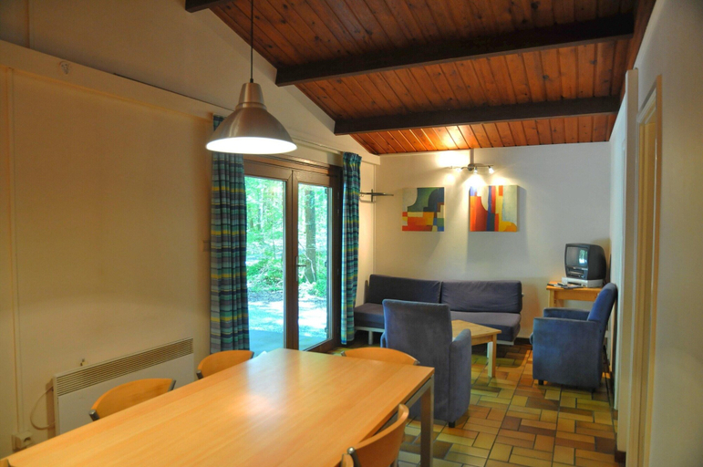 Others 5, Chalet in Belgium Surrounded by Nature, Namur