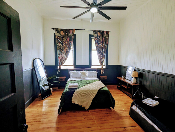Bedroom 5, Howzit Hostels Hawaii, Hawaii