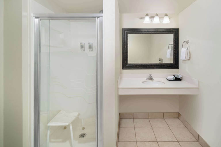 Bathroom 5, Best Western Red Hills, Kane